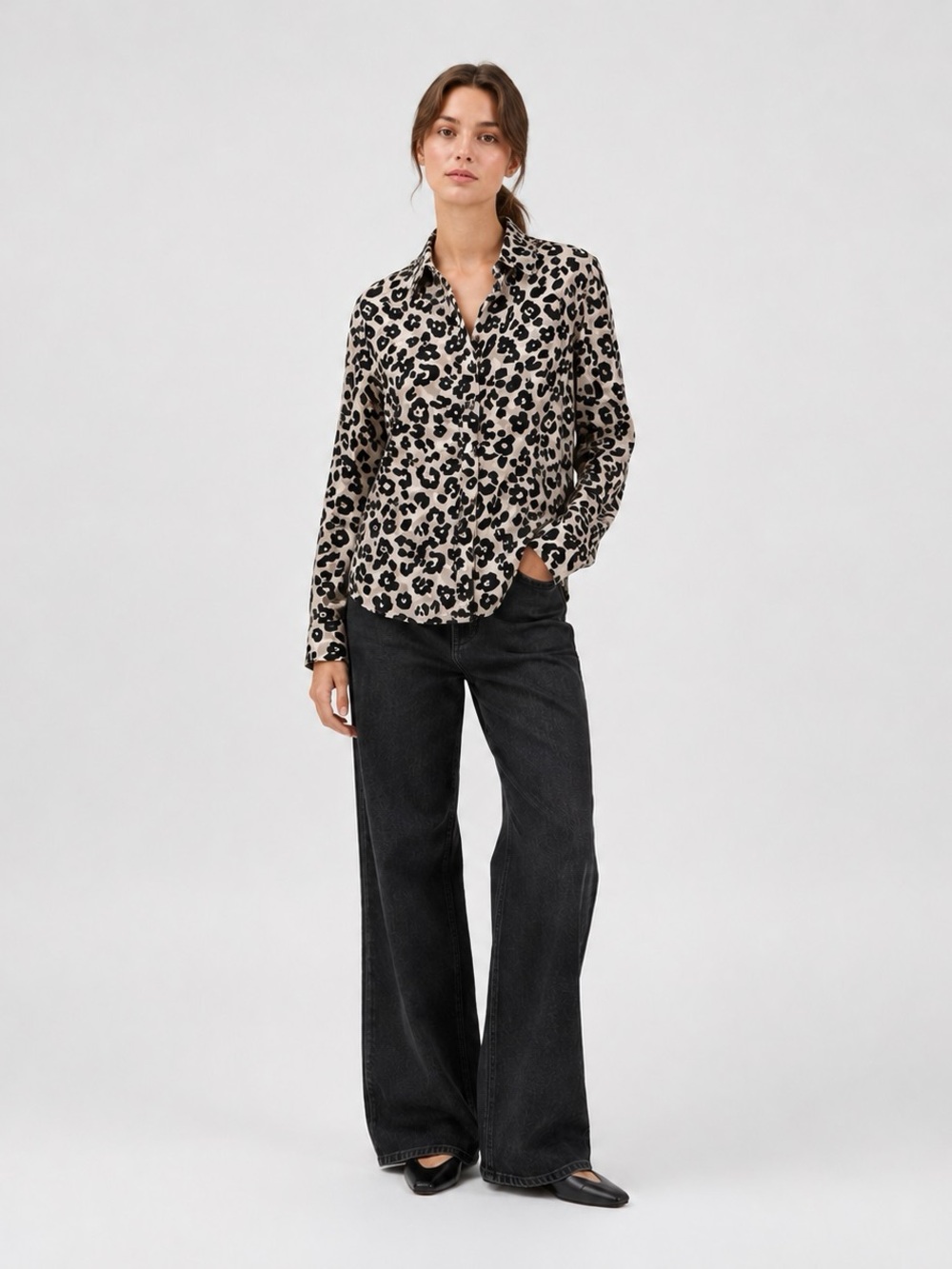 DKNY Cheetah Print Button-Down Shirt in Black and Taupe Size Medium NWT